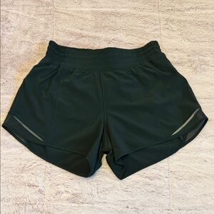 Lululemon Hotty Hot High-Rise Lined Short 4"